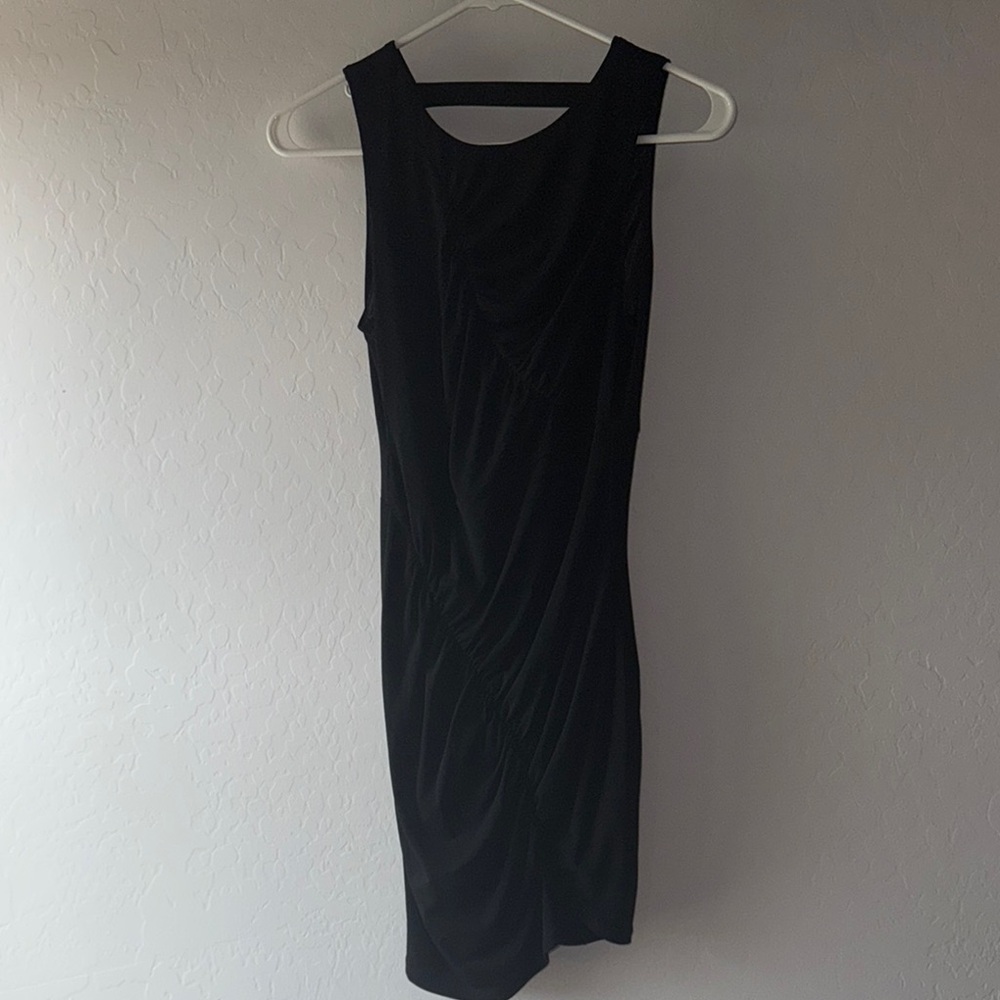 Elegant Black Sleeveless Dress